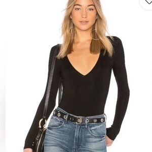 PRIVACY PLEASE BLACK V-NECK LONG SLEEVE BODYSUIT XS‎